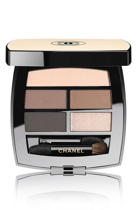 chanel les beiges healthy glow natural eye shadow palette|chanel les beiges winter primer.